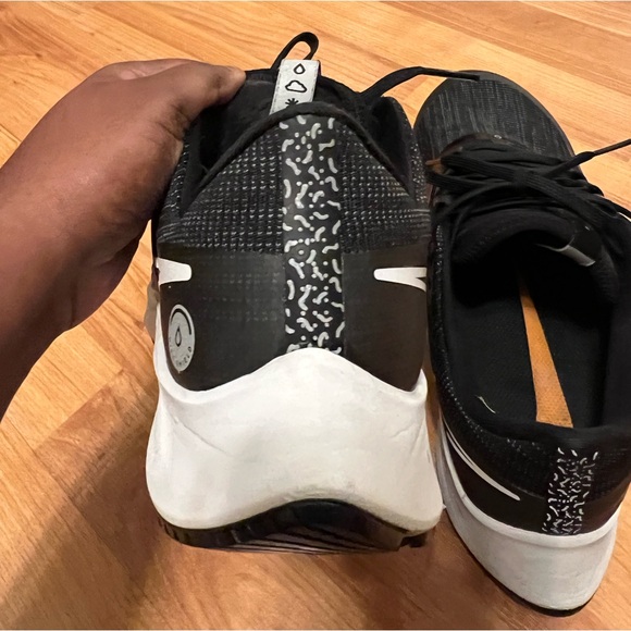 Men’s Nike Running Shoes - Picture 12 of 16